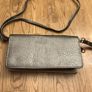 Gold Wristlet With Detachable Shoulder Strap!